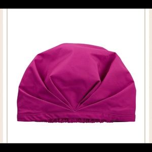 Shhhower cap -NWT